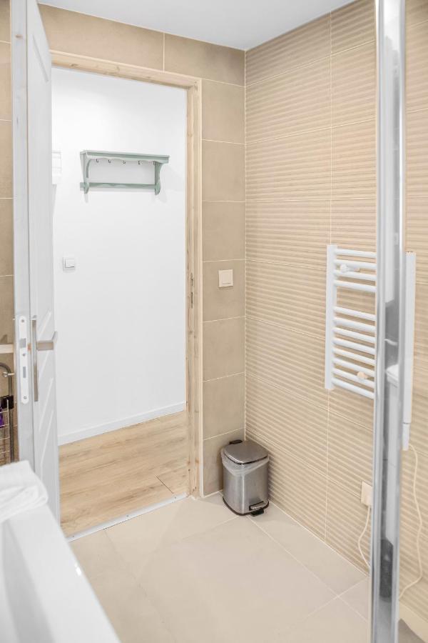 Le Chat Orange Apartment Обан Екстериор снимка